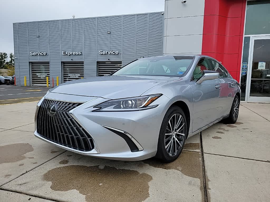 2025 Lexus ES 350