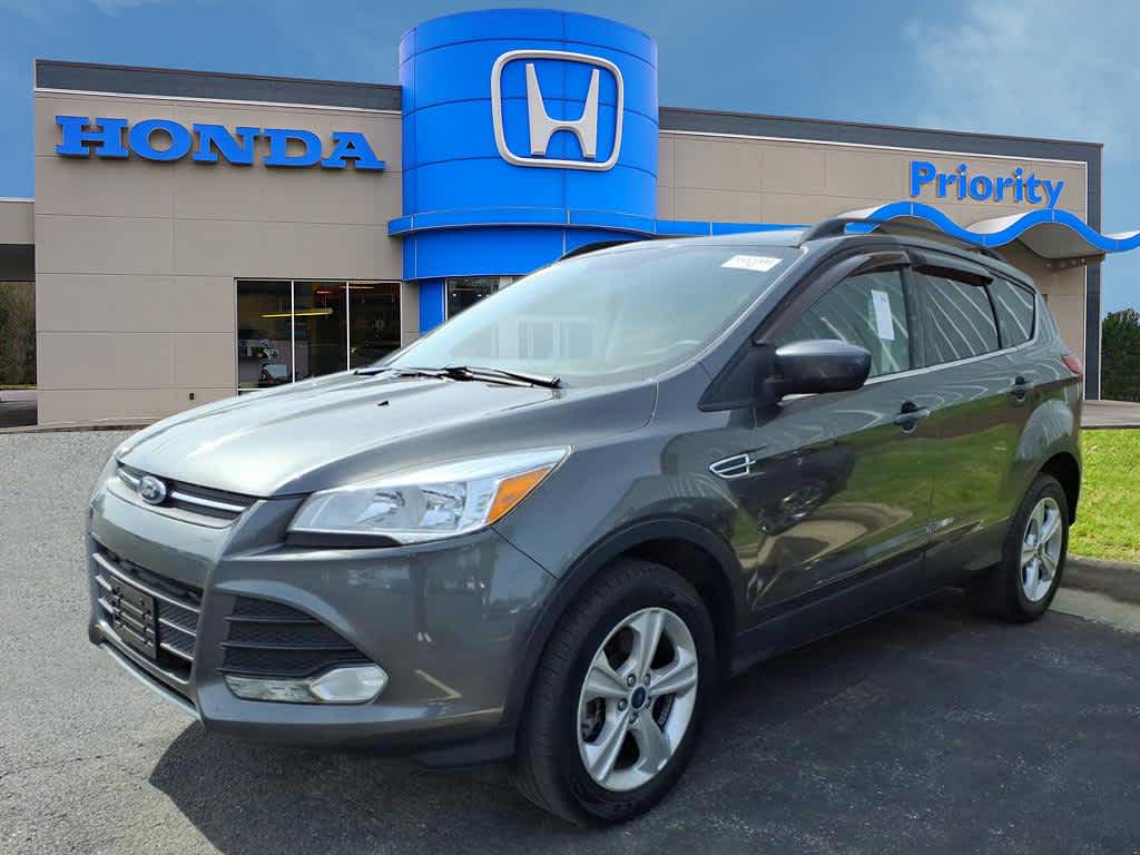Gray (Magnetic) 2016 Ford Escape SE AWD SUV / Crossover All-Wheel Drive 6-Speed Automatic