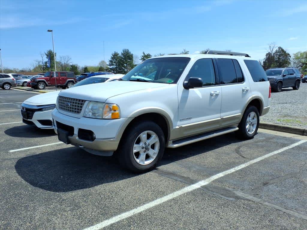 White 2005 Ford Explorer Eddie Bauer V6 4WD SUV / Crossover Four-Wheel Drive 5-Speed Automatic