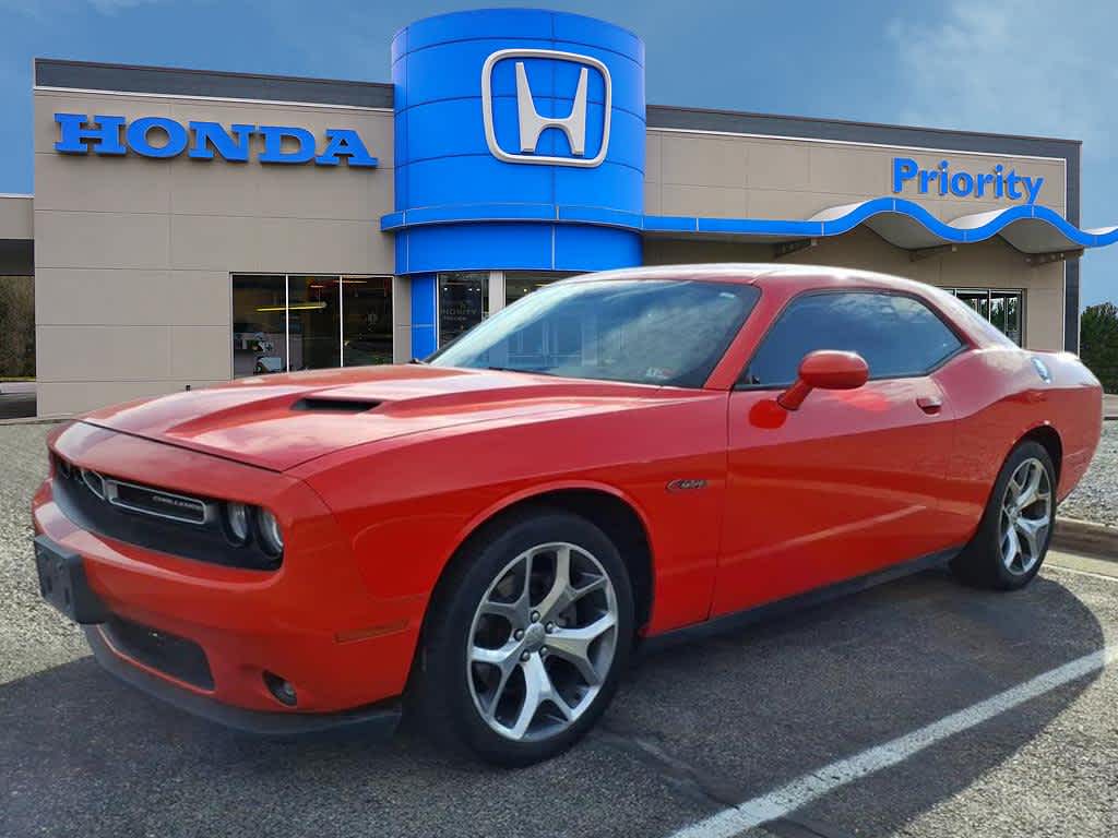 2016 Dodge Challenger SXT Plus RWD