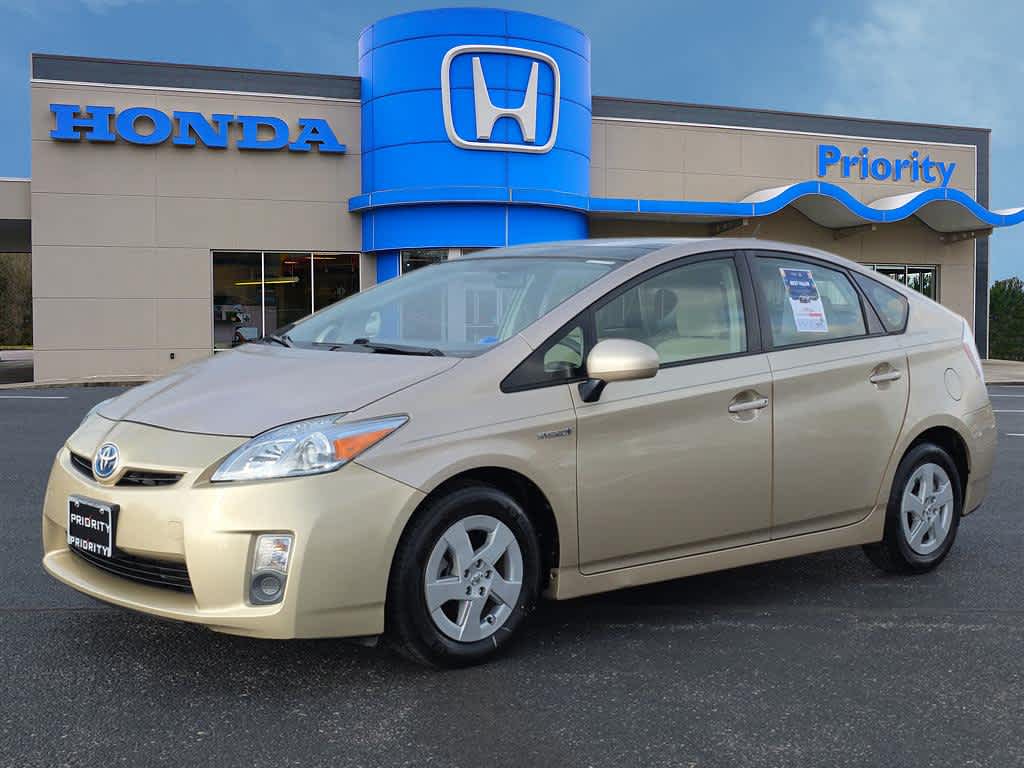 Sandy Beach Metallic 2011 Toyota Prius Base Hatchback Continuously Variable Transmission