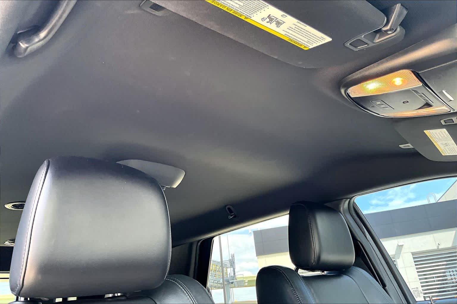 2021 Dodge Durango photo 12 of 32
