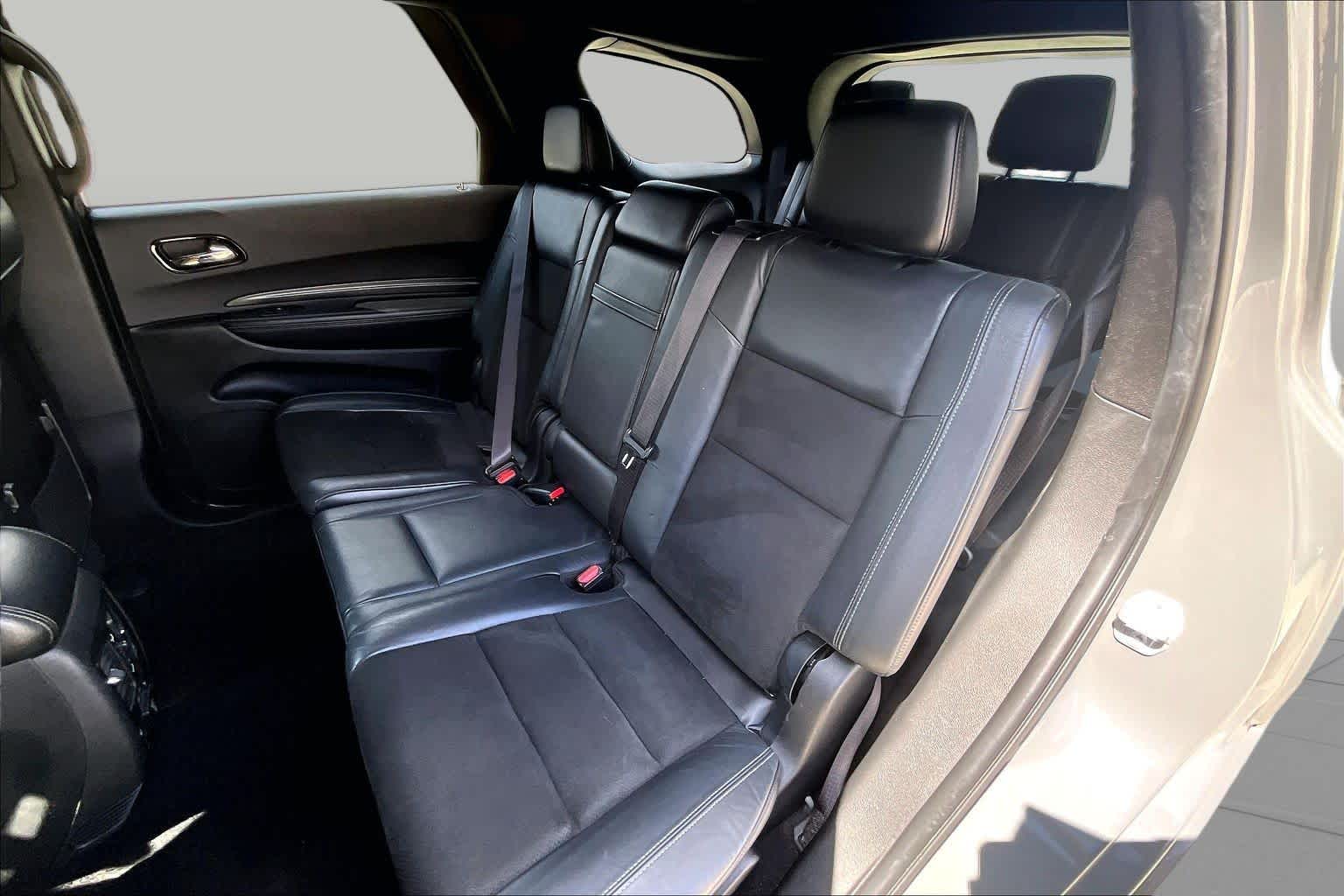 2021 Dodge Durango photo 17 of 32