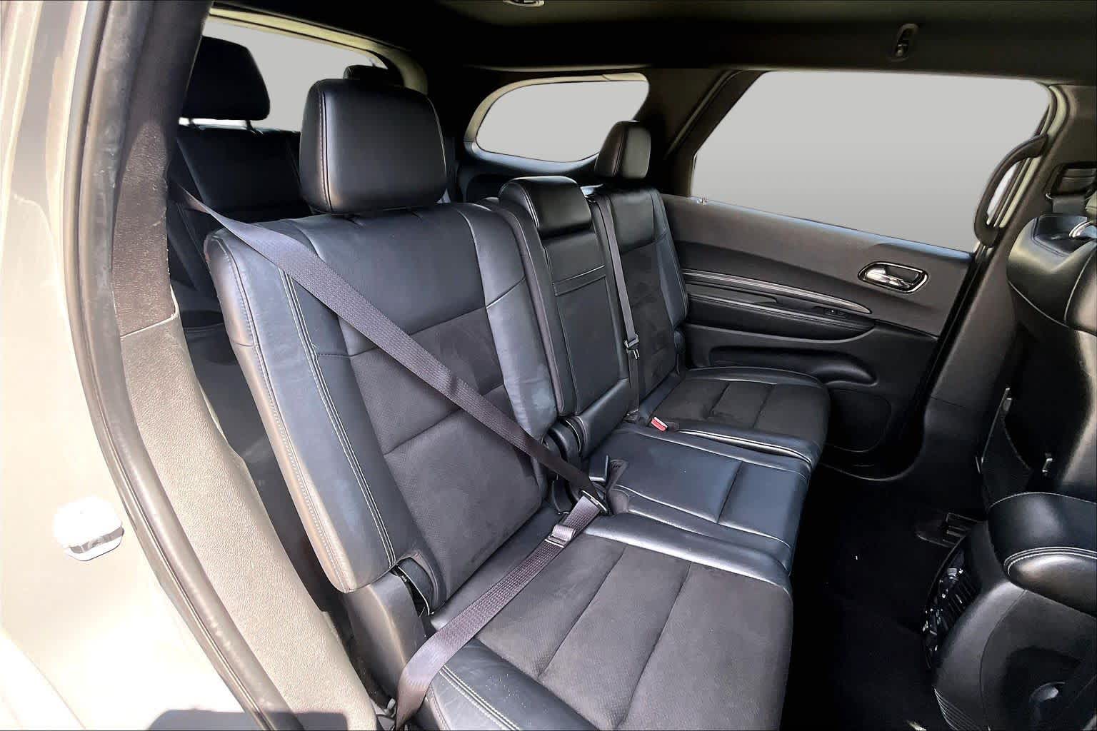 2021 Dodge Durango photo 18 of 32