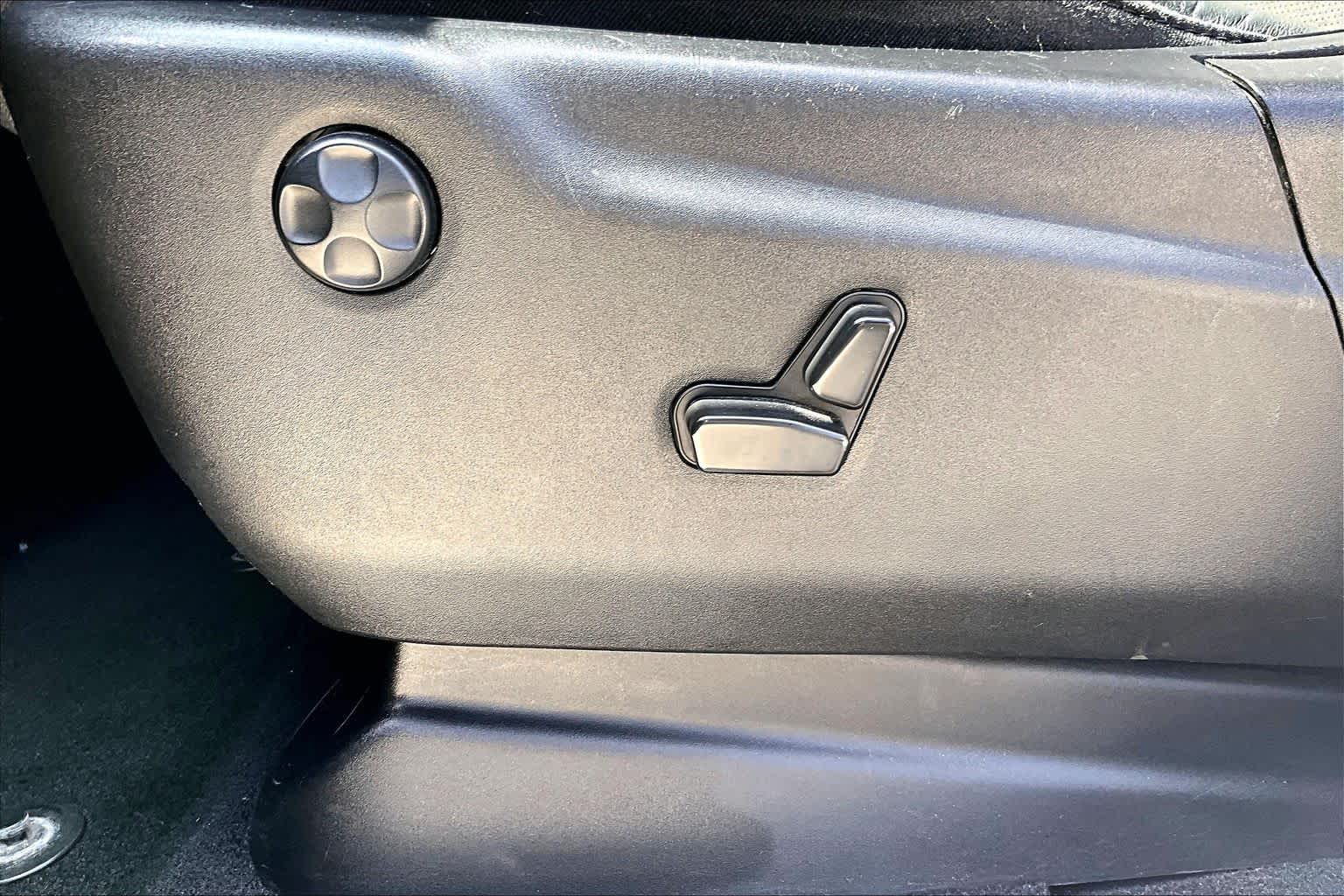 2021 Dodge Durango photo 29 of 32