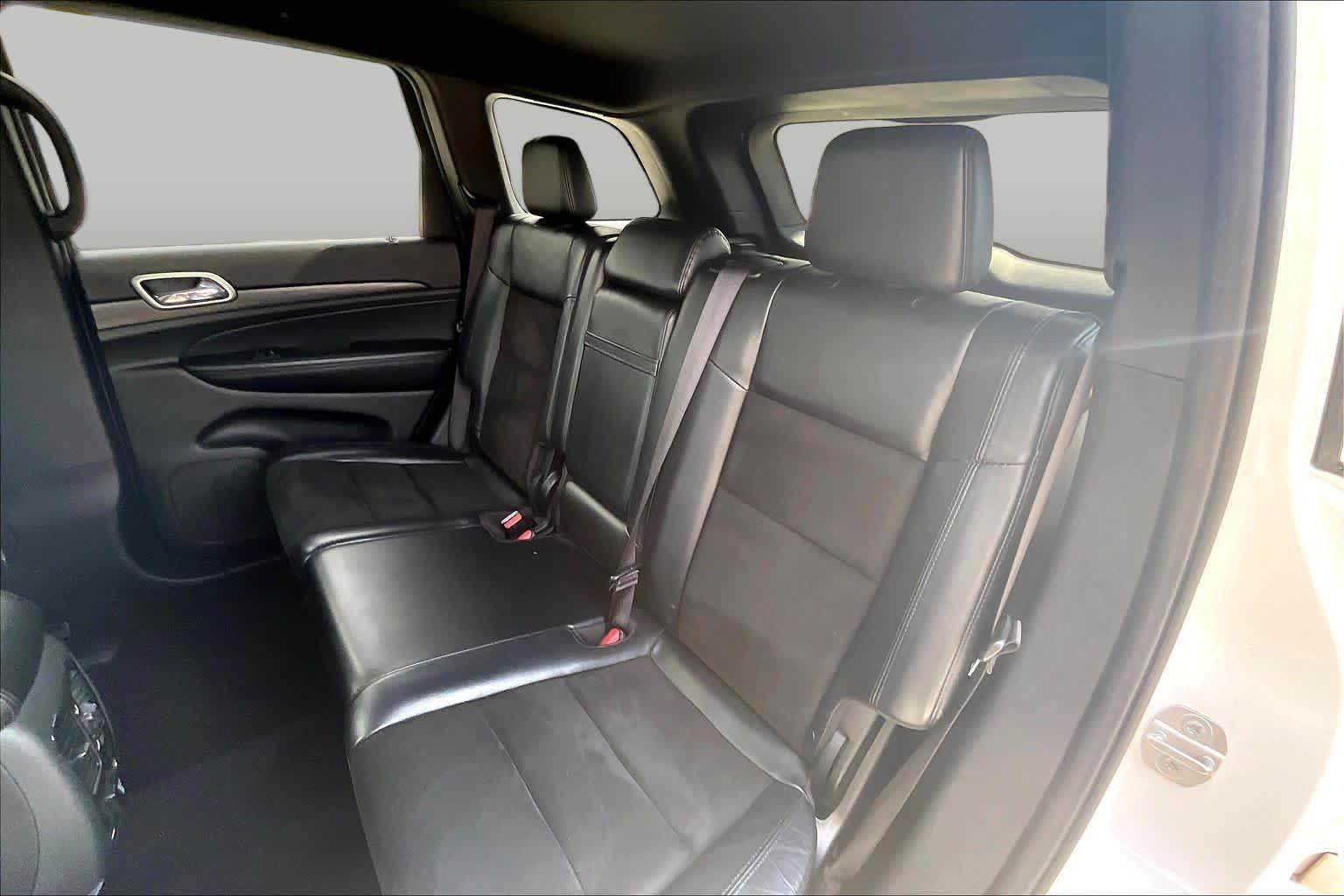 2019 Jeep Grand Cherokee Altitude Bright White Clearcoat at Auto Boutique Texas