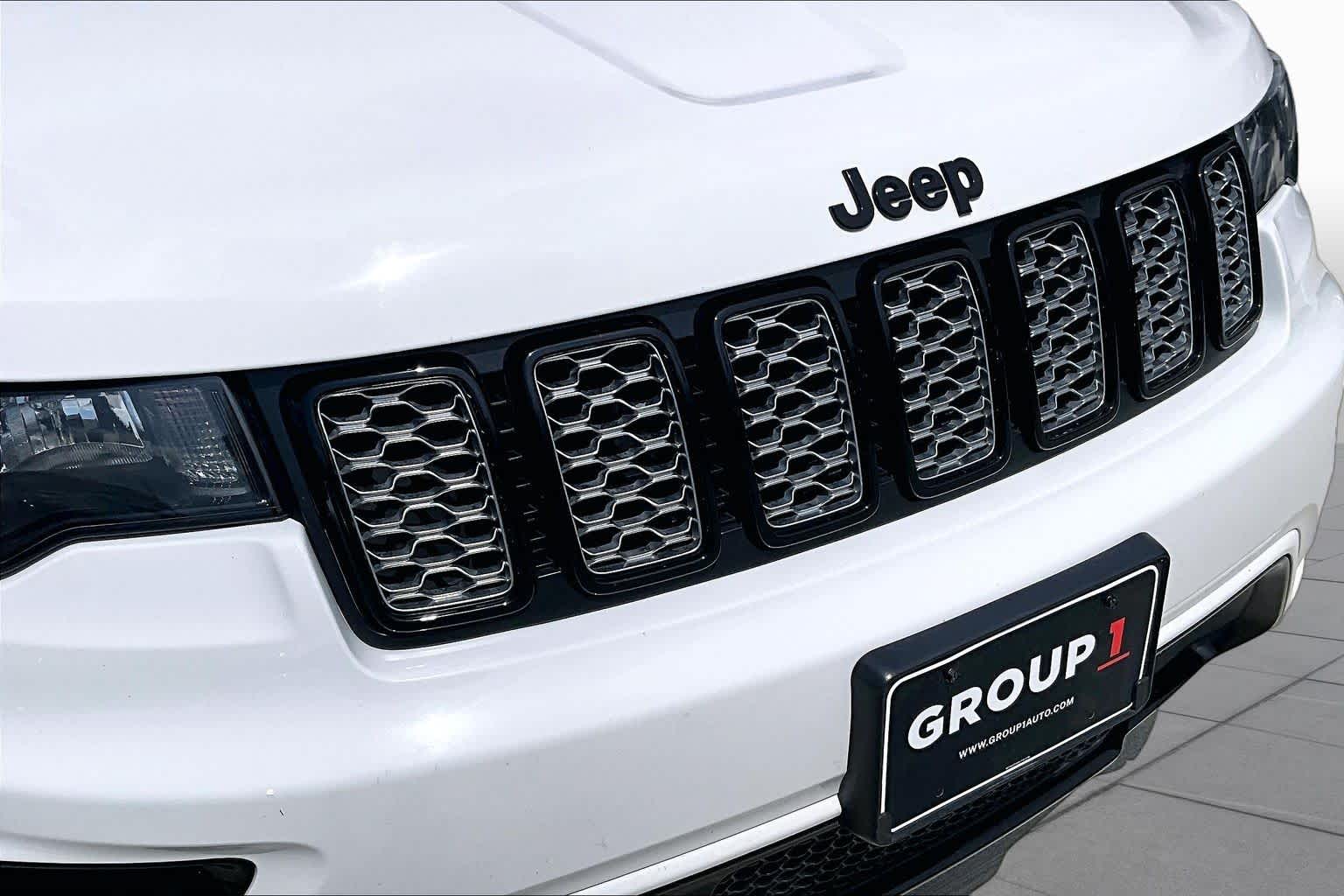 2019 Jeep Grand Cherokee Altitude Bright White Clearcoat at Auto Boutique Texas