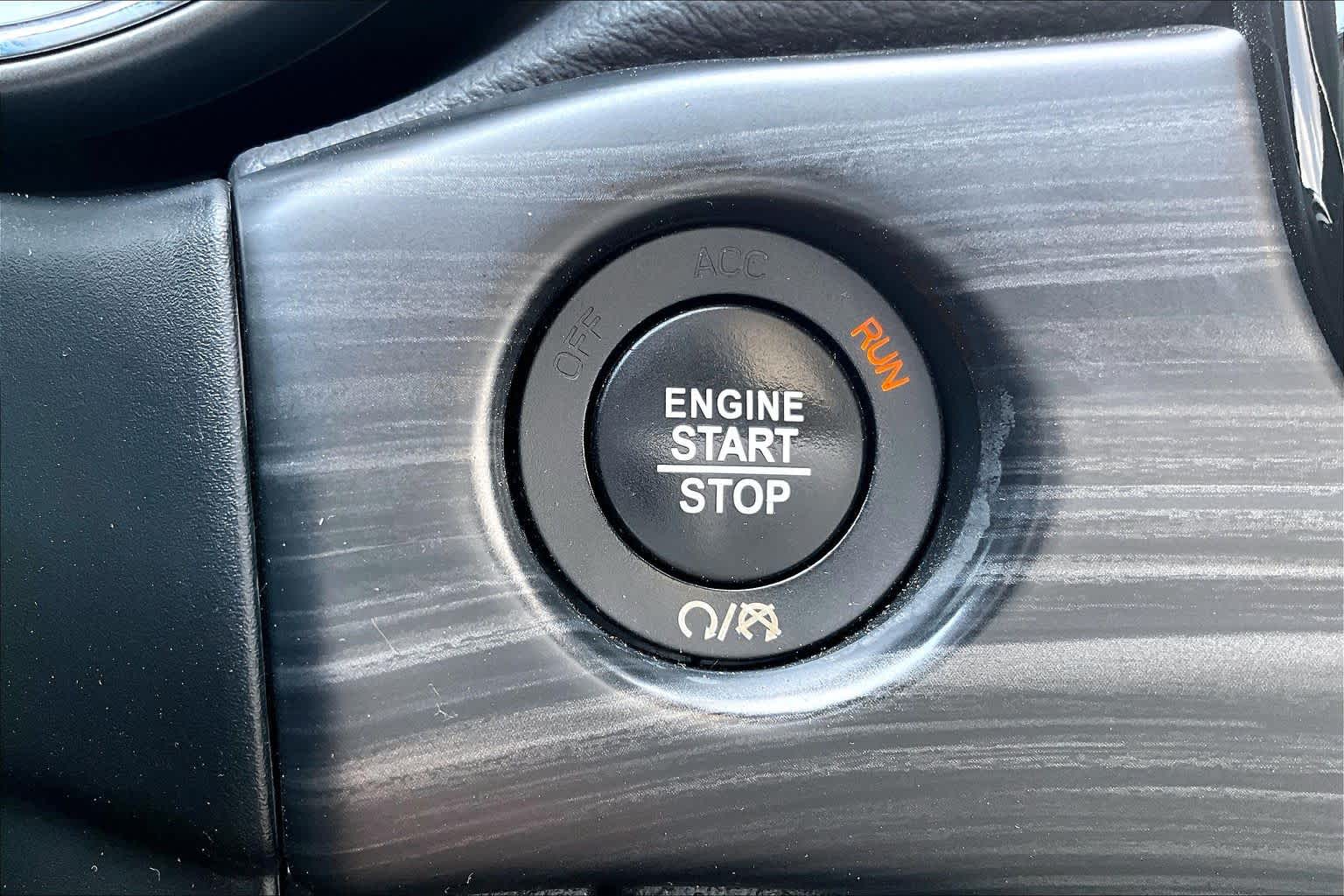 2019 Jeep Grand Cherokee Altitude Bright White Clearcoat at Auto Boutique Texas