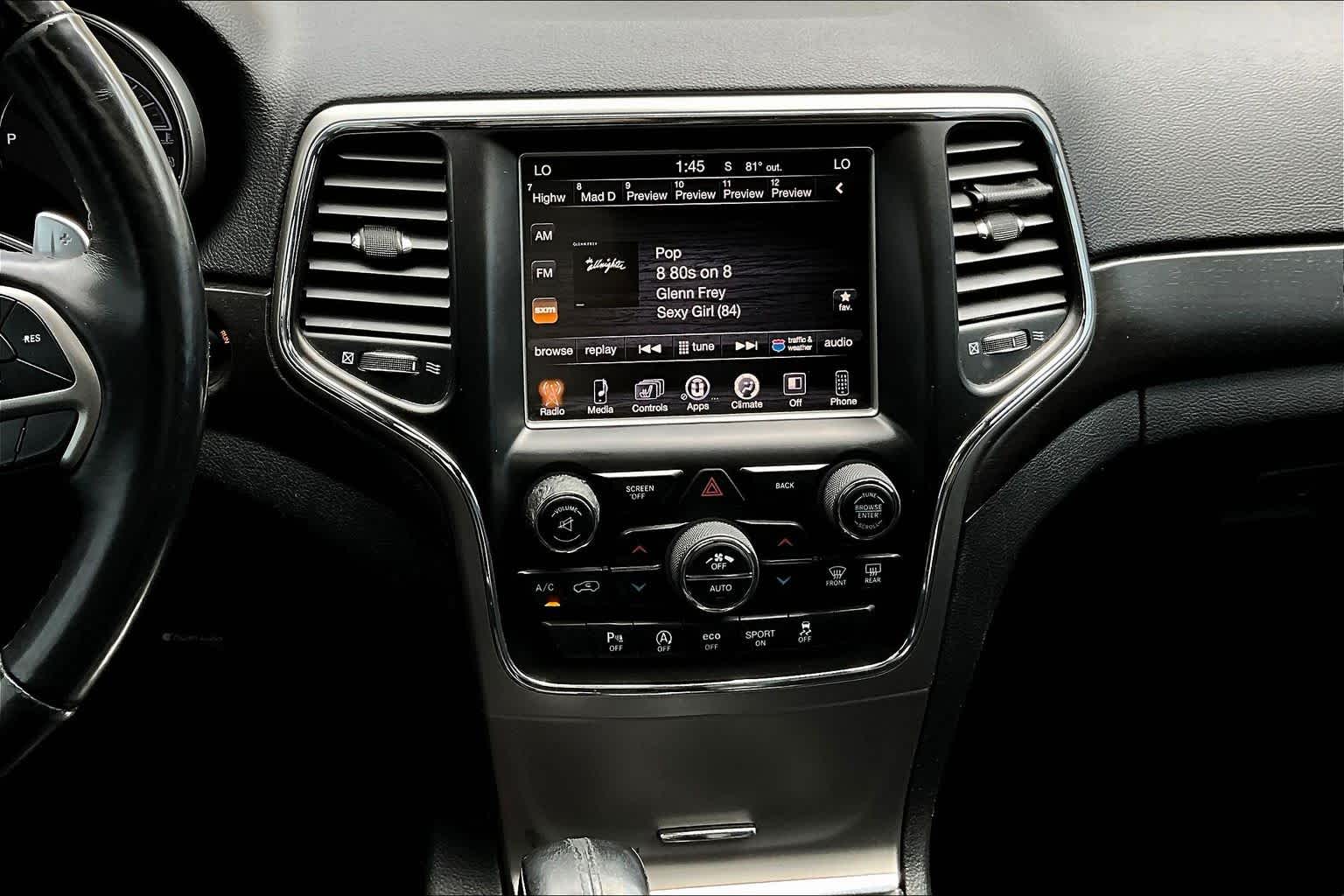 2017 Jeep Grand Cherokee photo 7 of 30