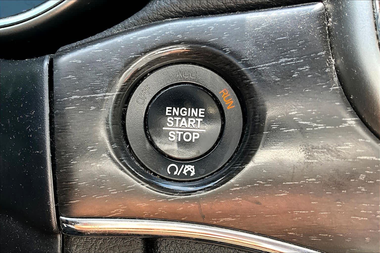 2018 Jeep Grand Cherokee Limited Granite Crystal Metallic Clearcoat at Honda of Clear Lake