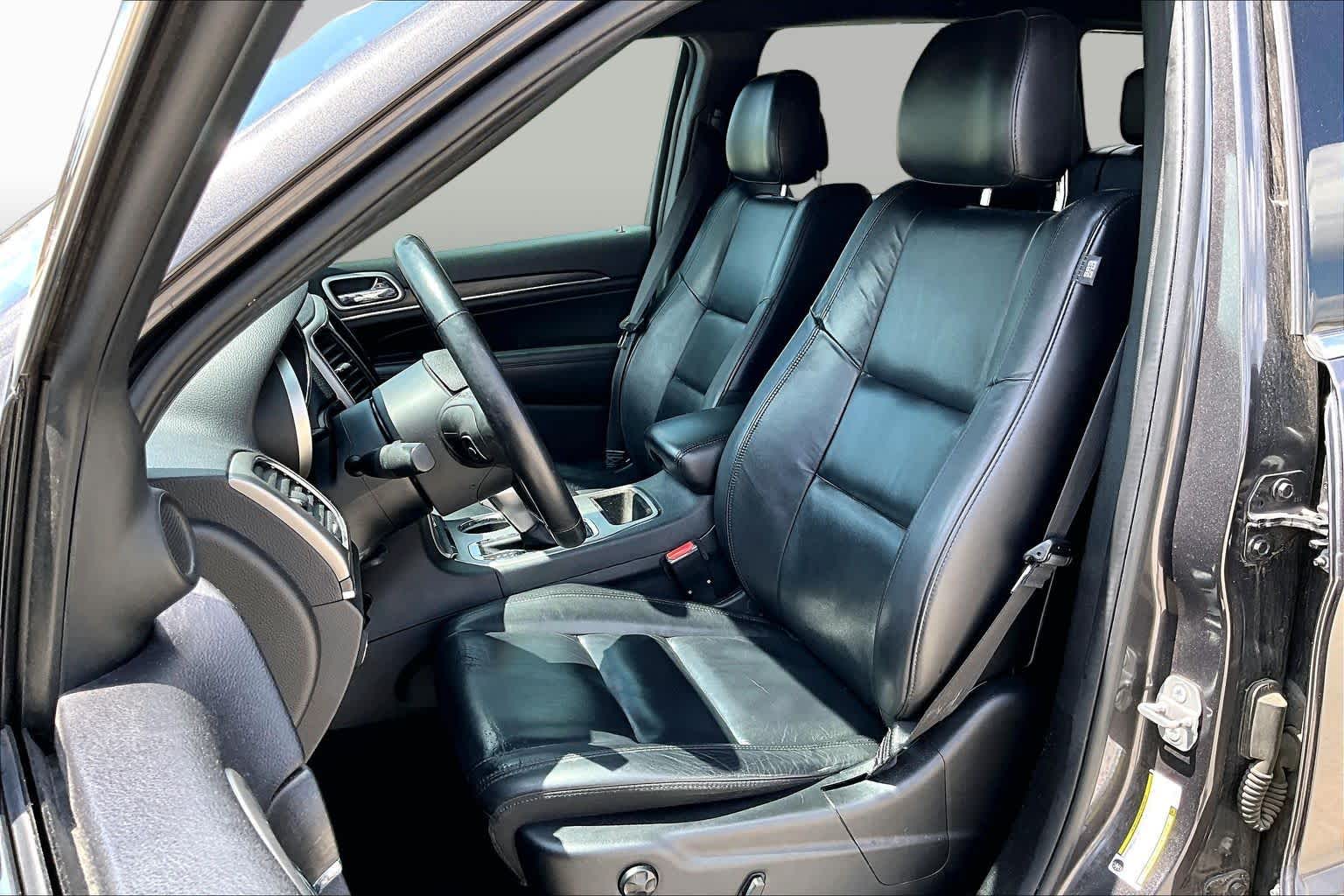 2018 Jeep Grand Cherokee Limited Granite Crystal Metallic Clearcoat at Honda of Clear Lake