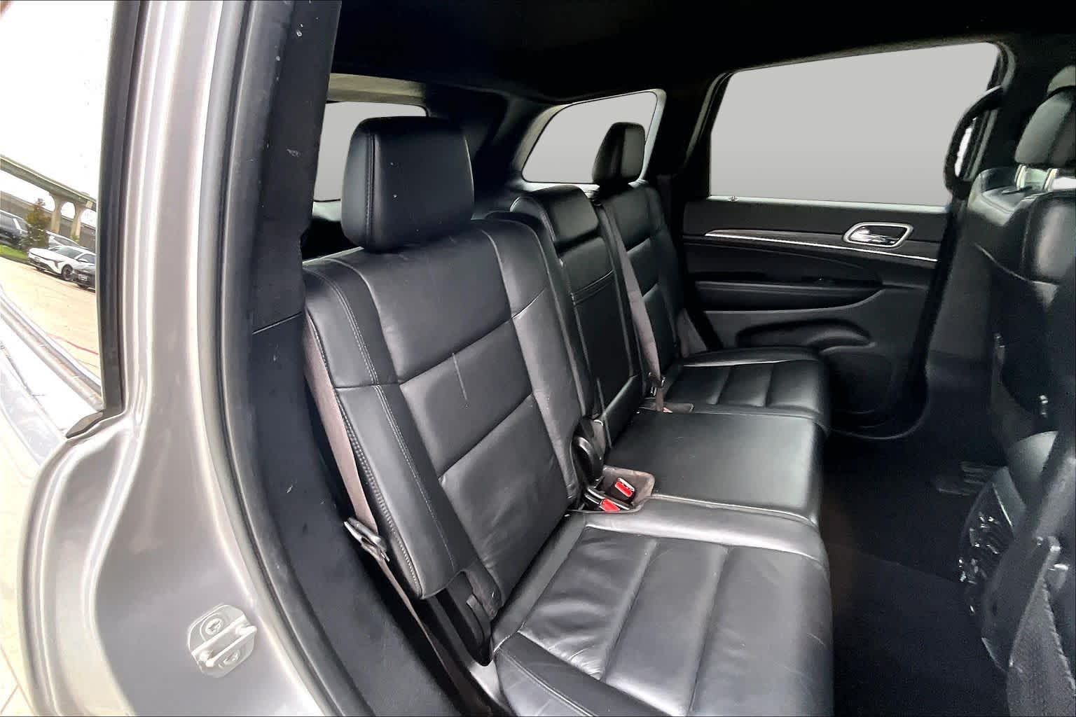 2019 Jeep Grand Cherokee photo 16 of 29