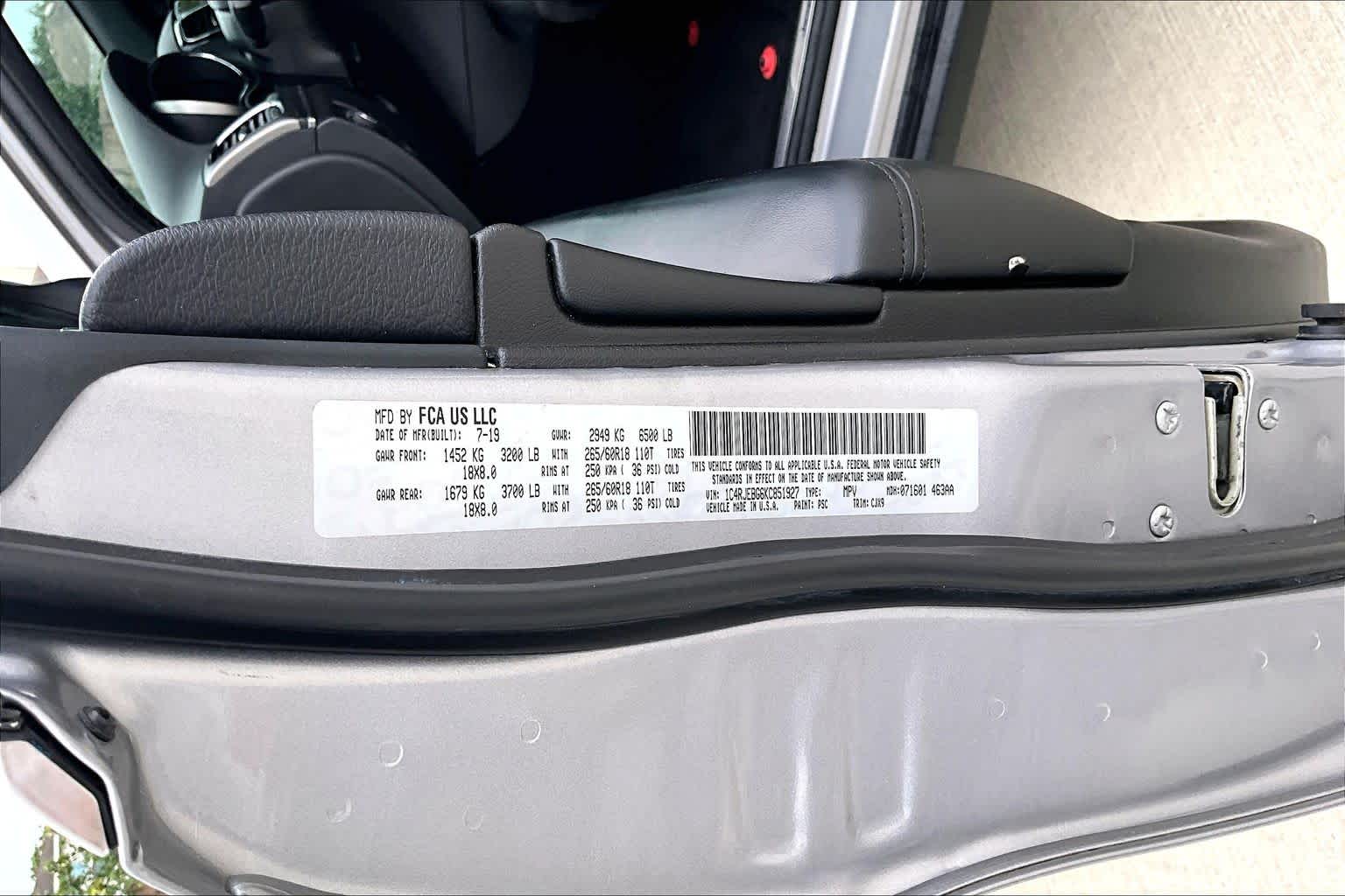 2019 Jeep Grand Cherokee photo 29 of 29