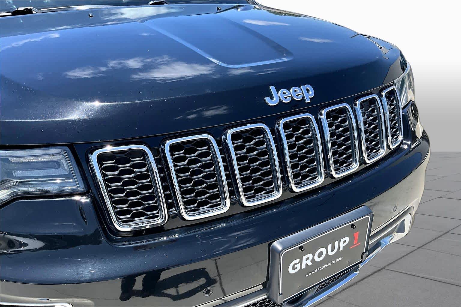 2017 Jeep Grand Cherokee Limited Diamond Black Crystal Pearlcoat at Mac Haik Ford
