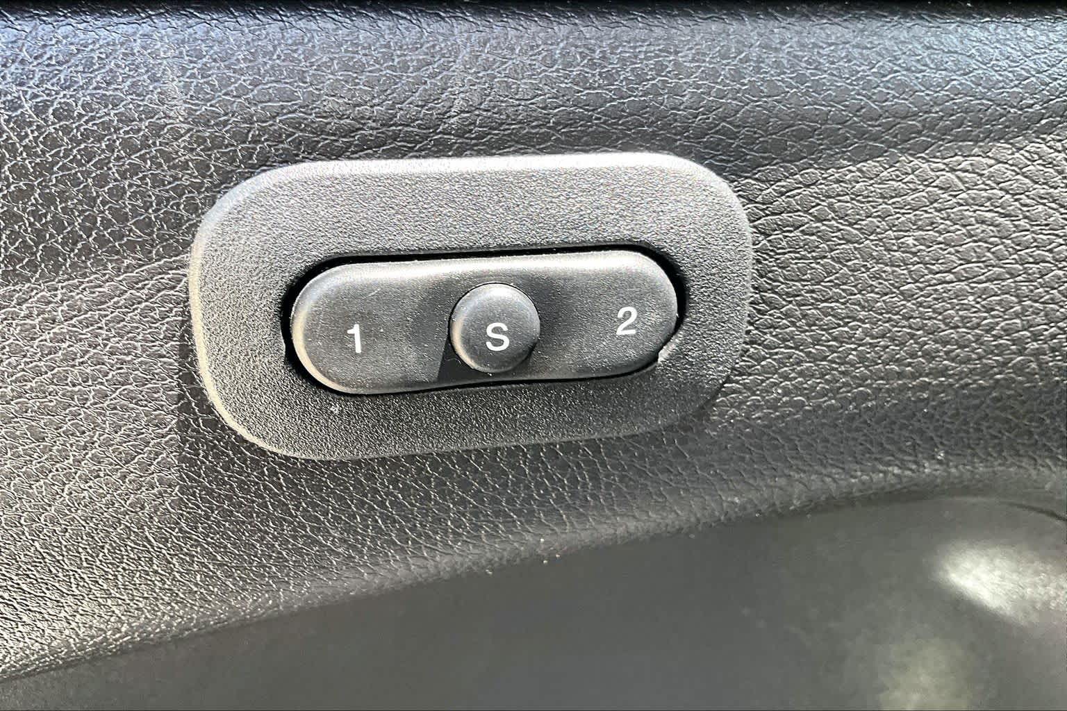2017 Jeep Grand Cherokee Limited Diamond Black Crystal Pearlcoat at Mac Haik Ford