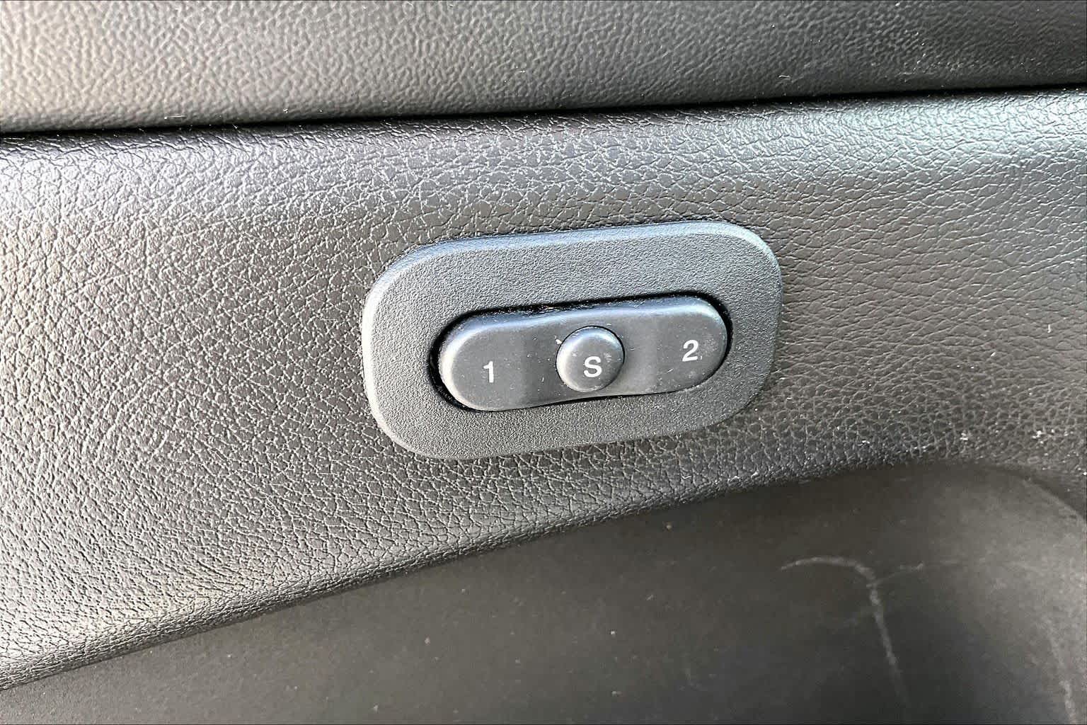 2018 Jeep Grand Cherokee Limited Bright White Clear Coat at Tomball Chrysler Dodge Jeep Ram