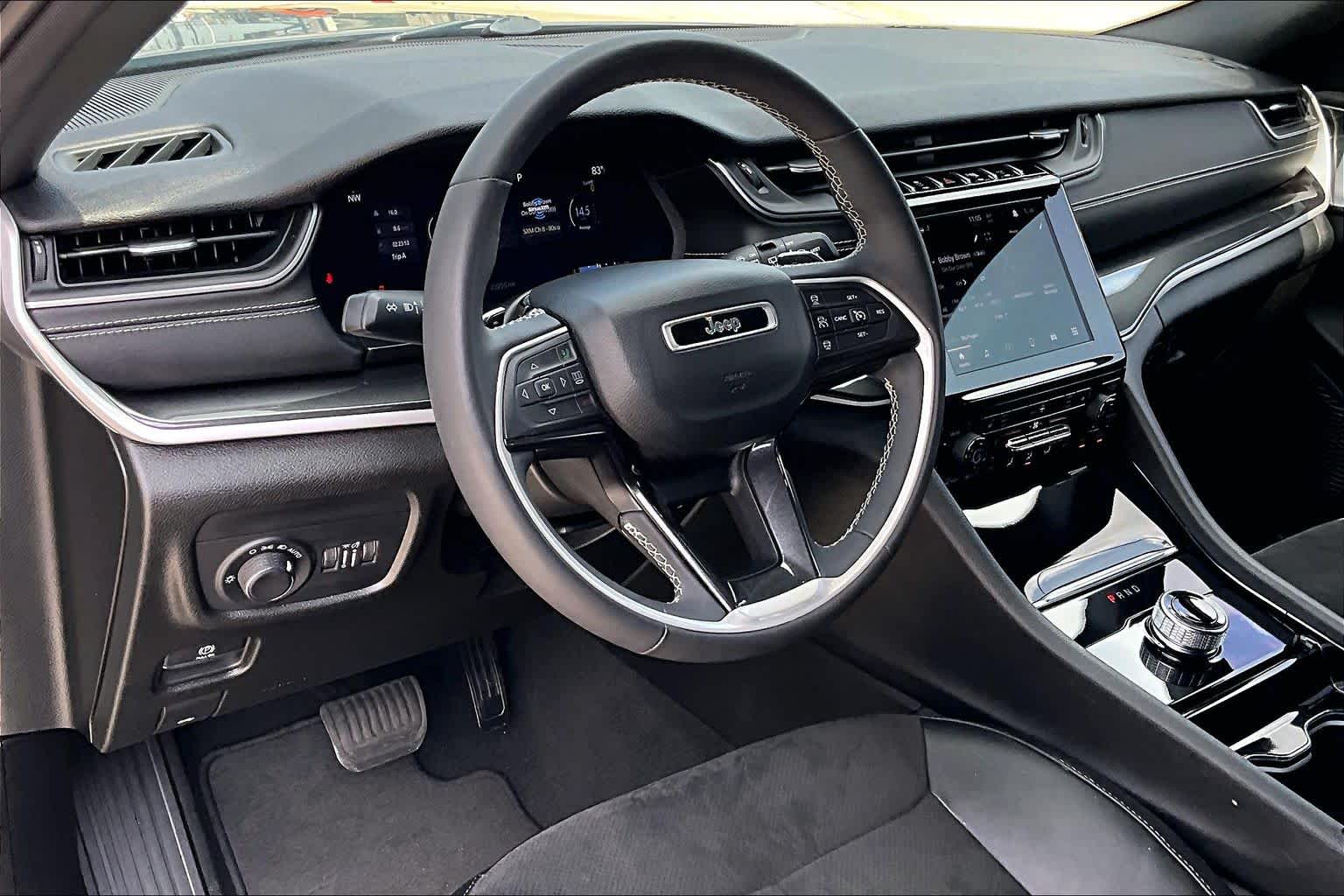 2023 Jeep Grand Cherokee Altitude Baltic Gray Metallic Clearcoat at HGreg Houston