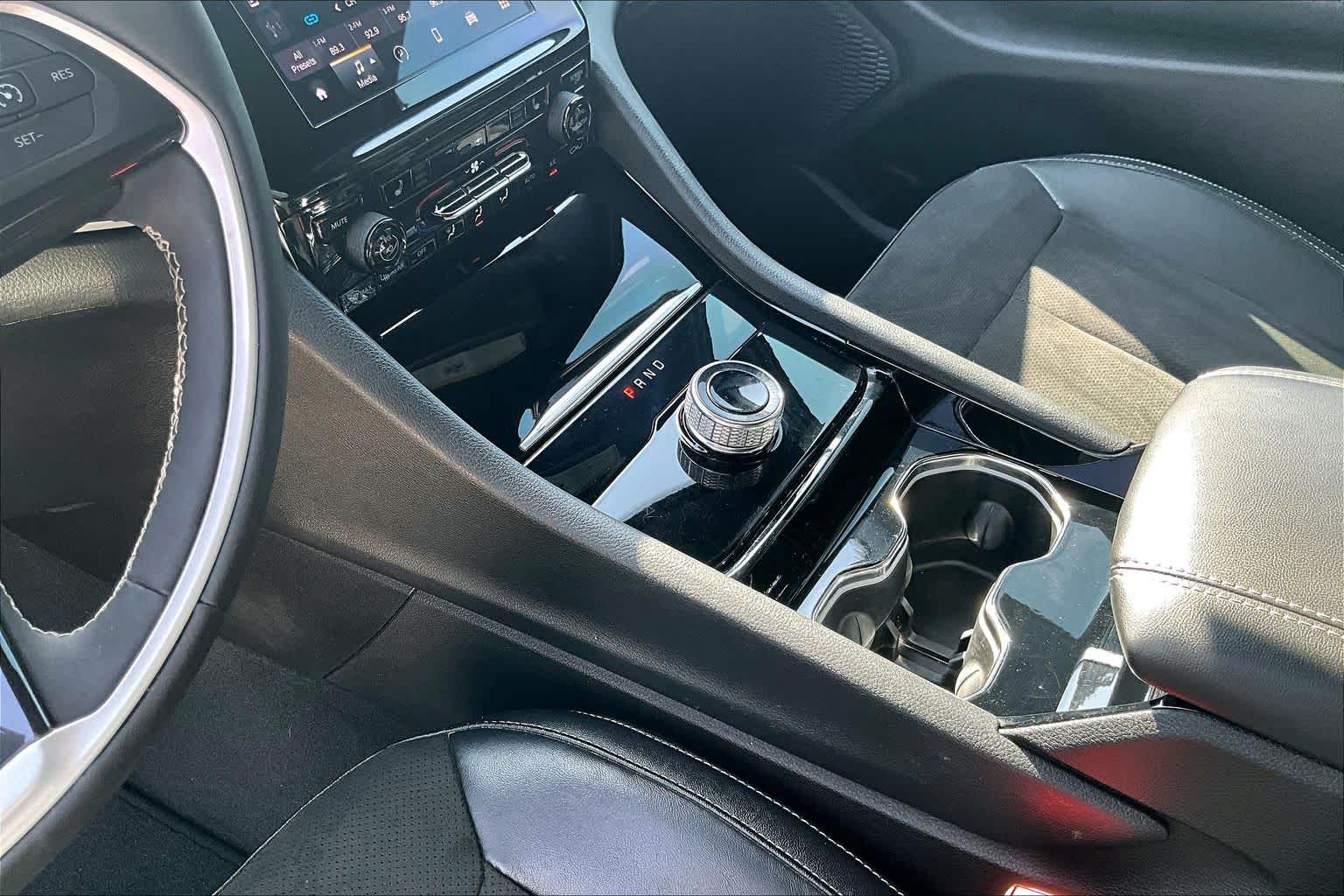 2023 Jeep Grand Cherokee Altitude Bright White Clearcoat at Tomball Chrysler Dodge Jeep Ram