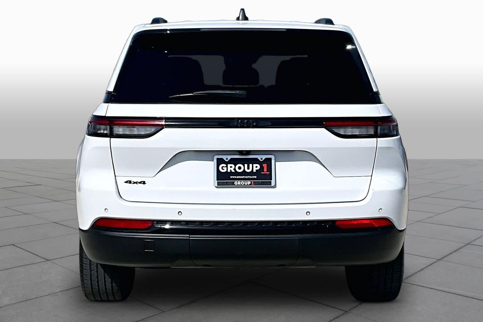 2023 Jeep Grand Cherokee Altitude Bright White Clearcoat at Tomball Chrysler Dodge Jeep Ram