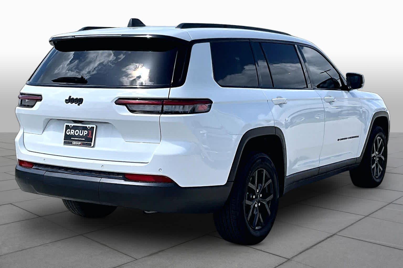 2025 Jeep Grand Cherokee L Altitude X - 11