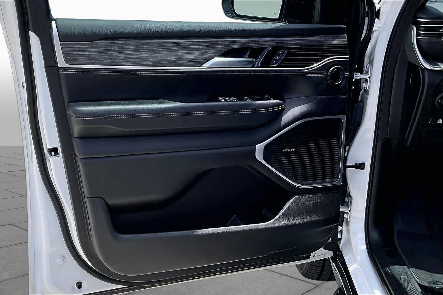 2024 Jeep Wagoneer Series II Bright White Clearcoat at Lexus of Clear Lake
