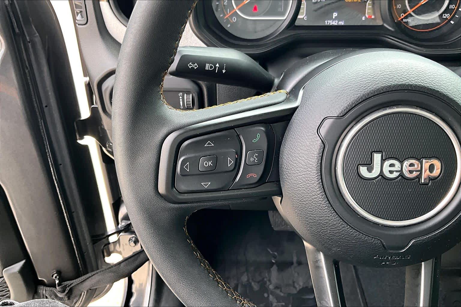 2024 Jeep Gladiator Willys Granite Crystal Metallic Clearcoat at Group 1 Toyota Southwest