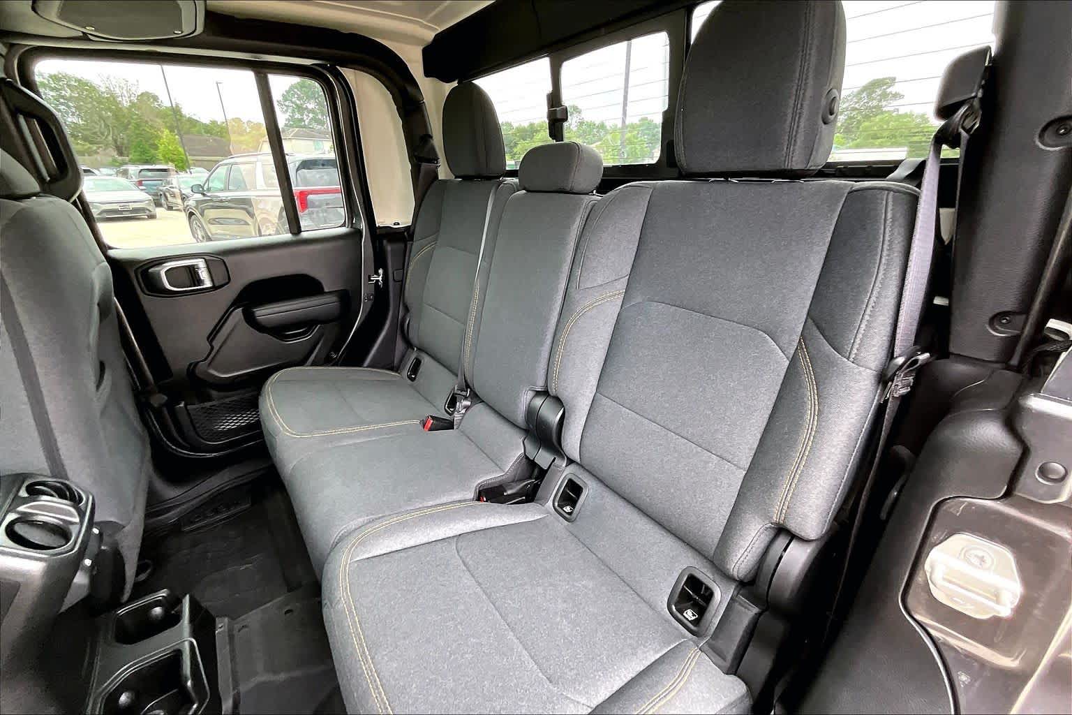 2024 Jeep Gladiator Willys Granite Crystal Metallic Clearcoat at Group 1 Toyota Southwest
