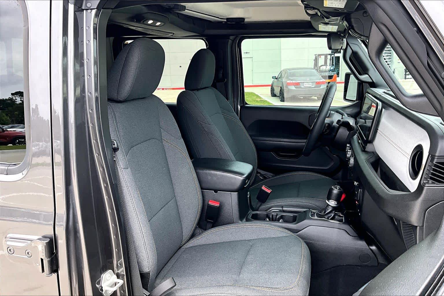 2024 Jeep Gladiator Willys Granite Crystal Metallic Clearcoat at Group 1 Toyota Southwest