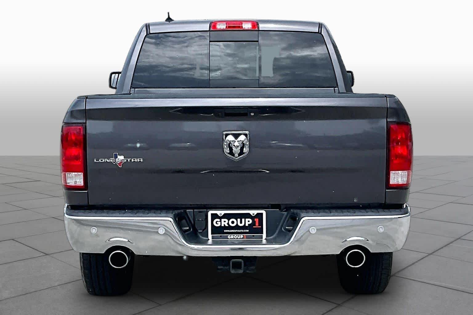 2017 Ram 1500 photo 4 of 30