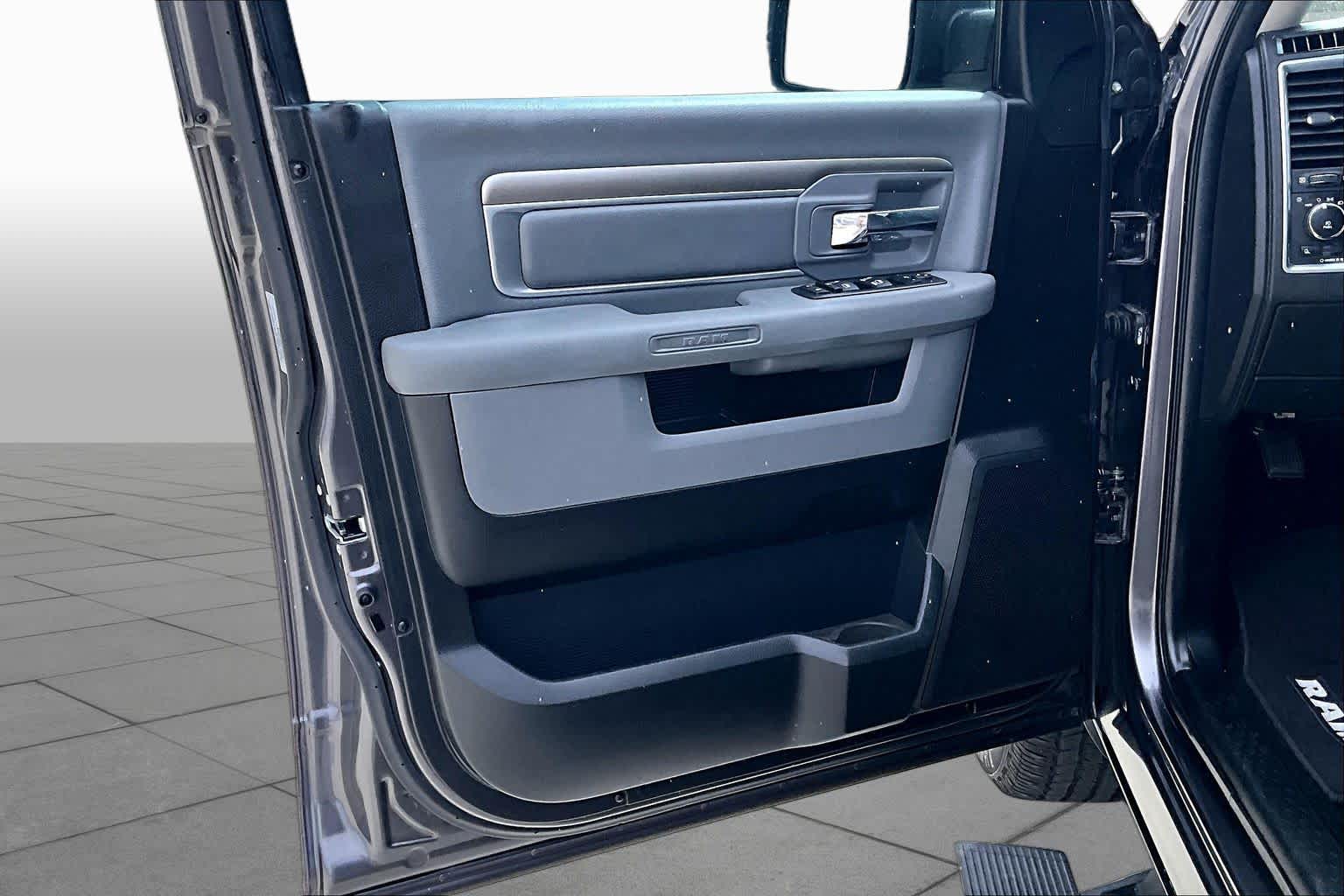 2017 Ram 1500 photo 19 of 30