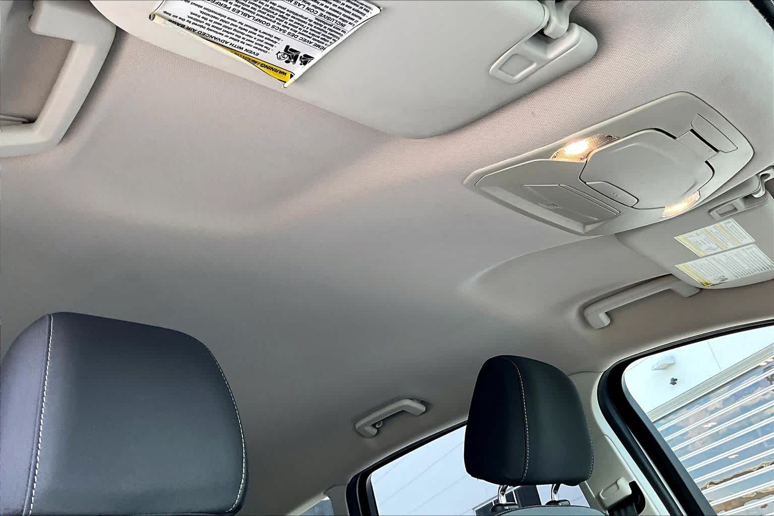 2017 Ford Escape photo 13 of 31