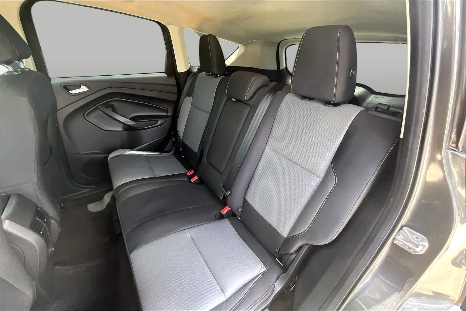 2017 Ford Escape SE Magnetic Metallic at Baytown Ford