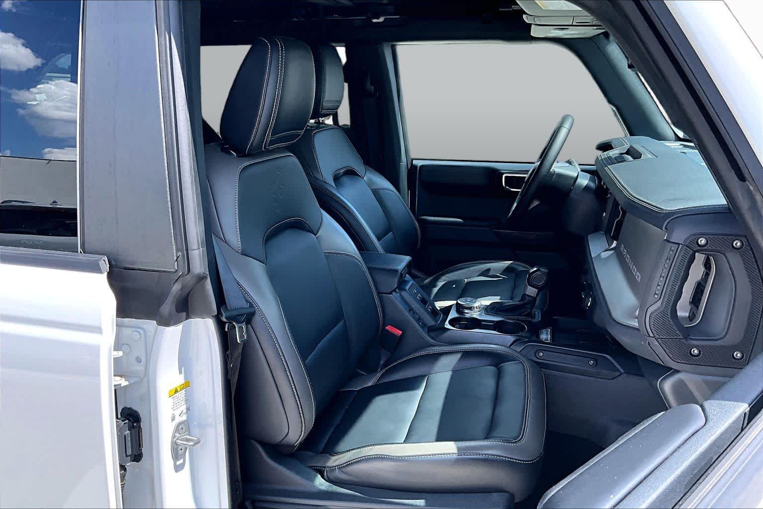 2025 Ford Bronco photo 9 of 32