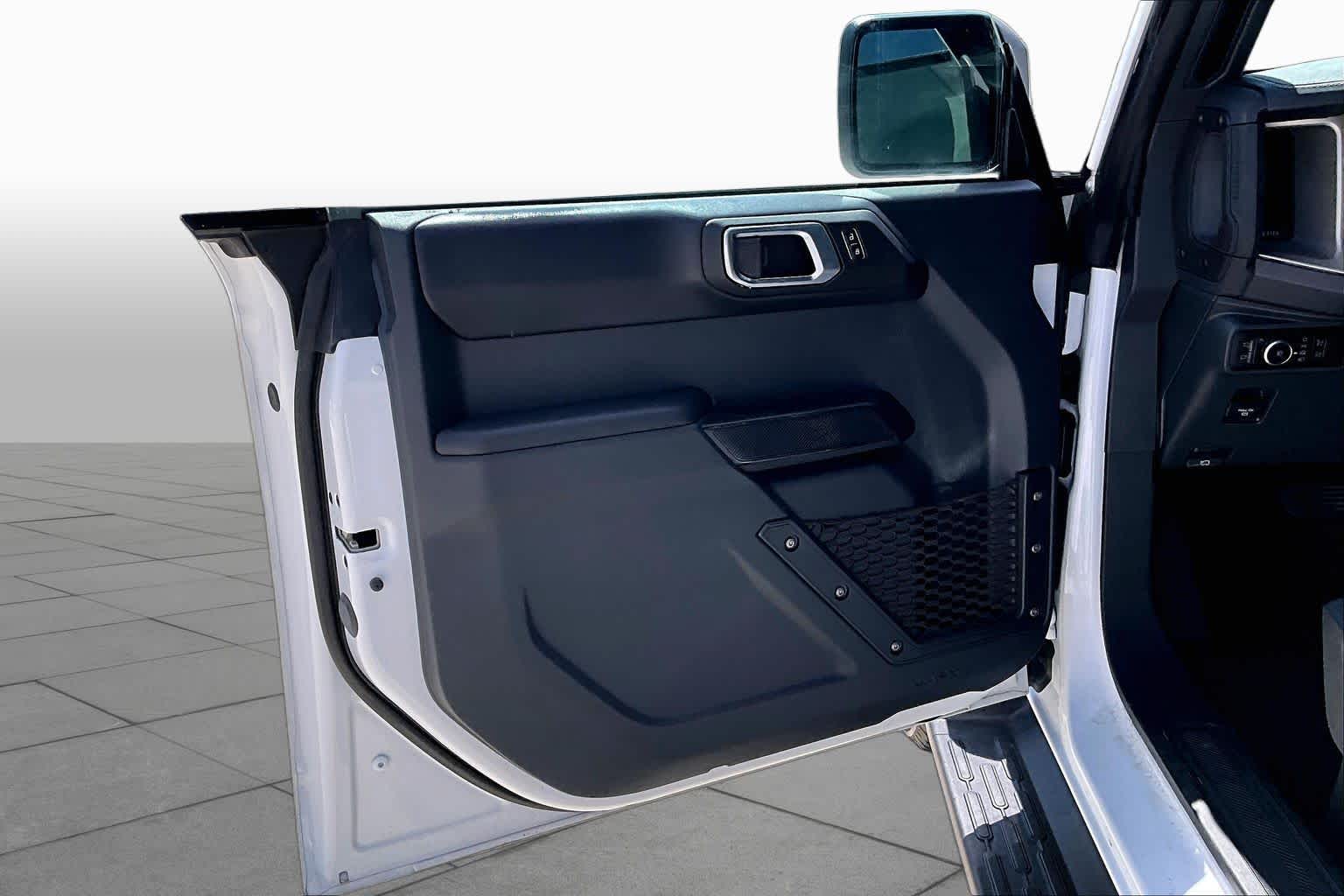 2025 Ford Bronco photo 20 of 32