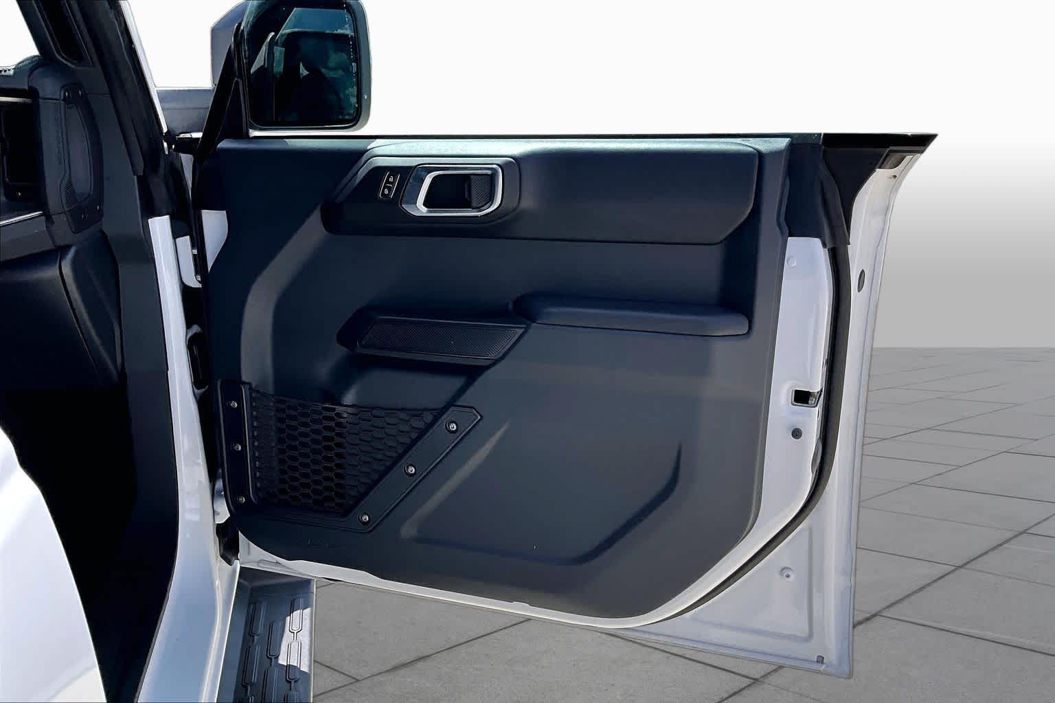 2025 Ford Bronco photo 21 of 32