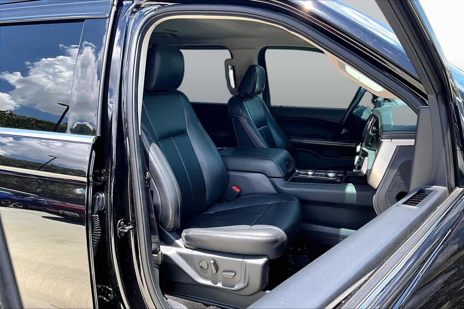 2022 Ford Expedition Max XLT Agate Black Metallic at HGreg Houston