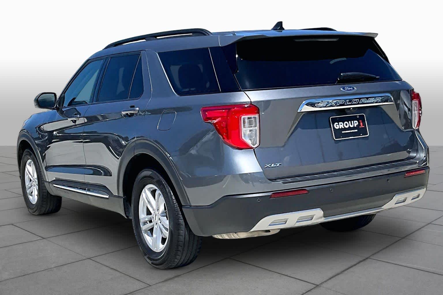 2023 Ford Explorer XLT - 11