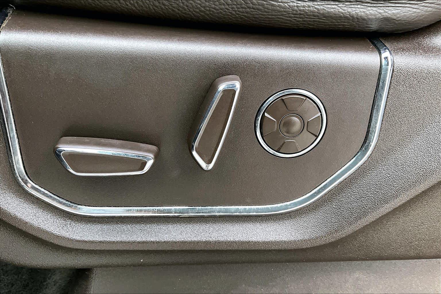 2017 Ford F-150 photo 27 of 30