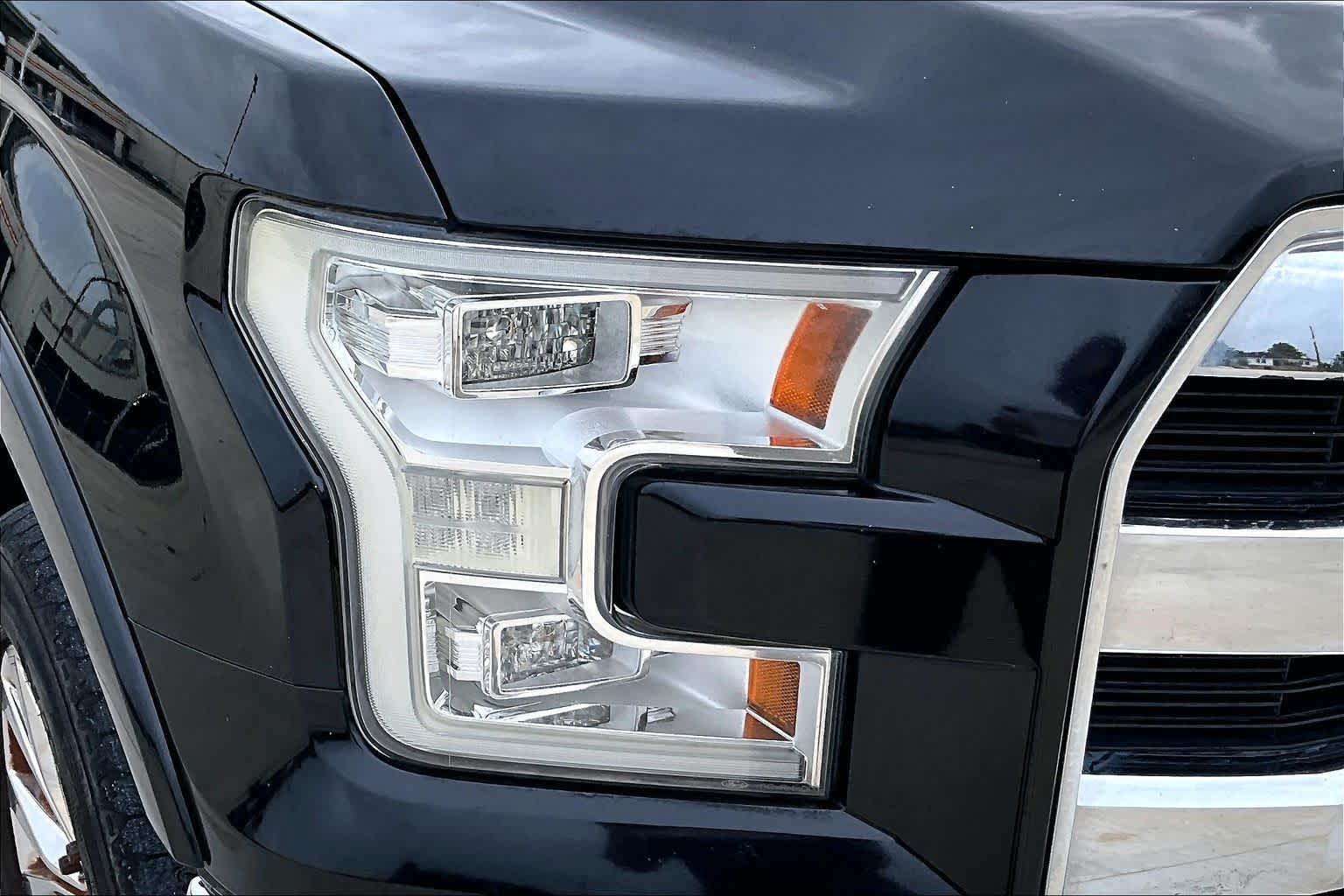 2017 Ford F-150 photo 24 of 30