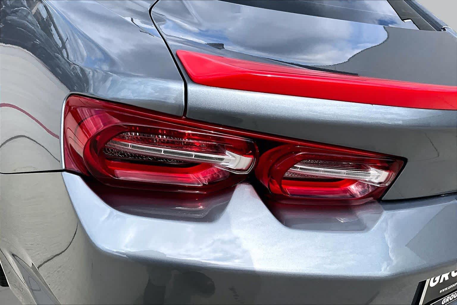 2019 Chevrolet Camaro photo 26 of 31