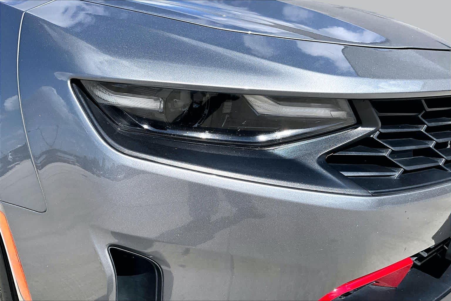 2019 Chevrolet Camaro photo 25 of 31