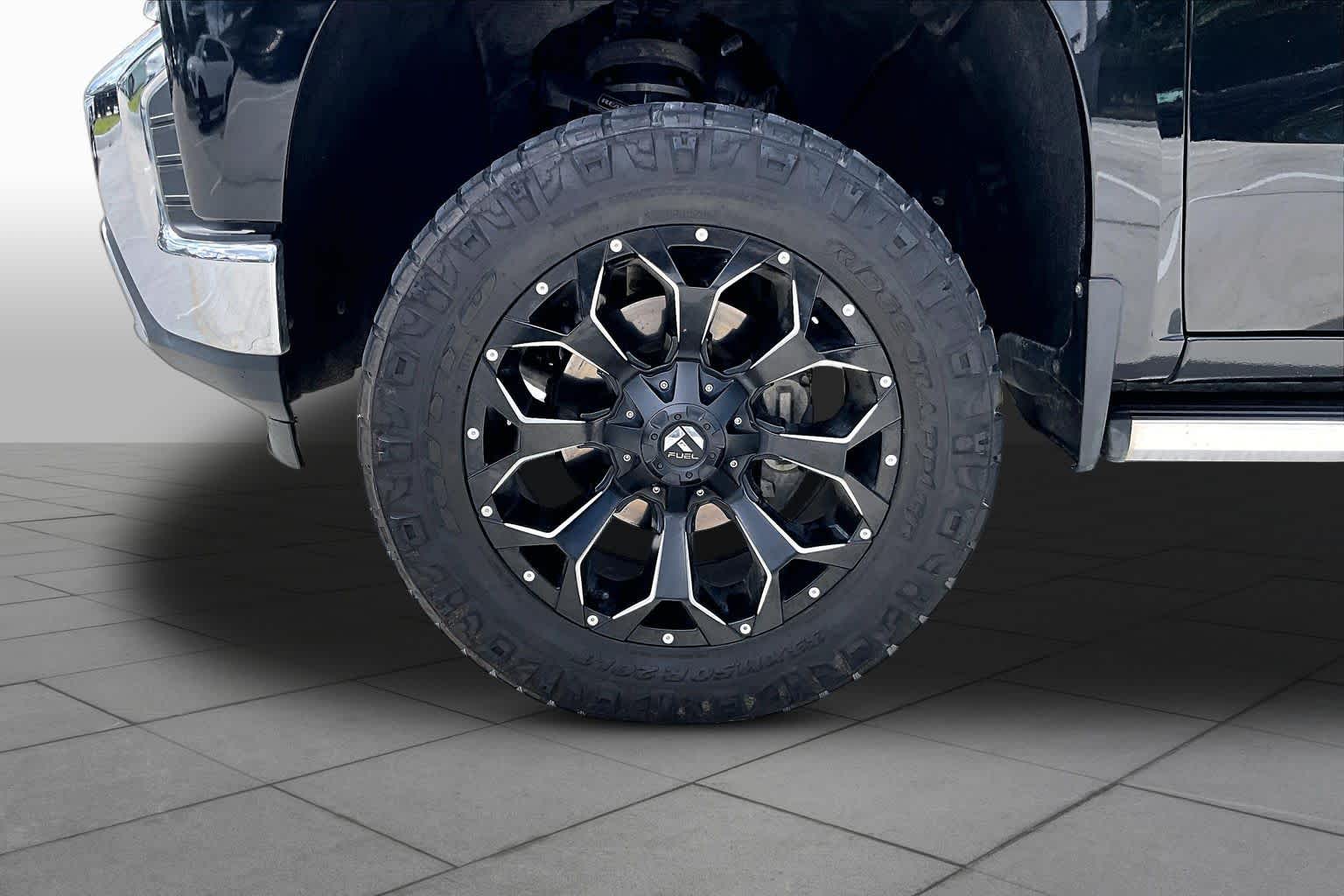 2020 Chevrolet Silverado 1500 LTZ - 10