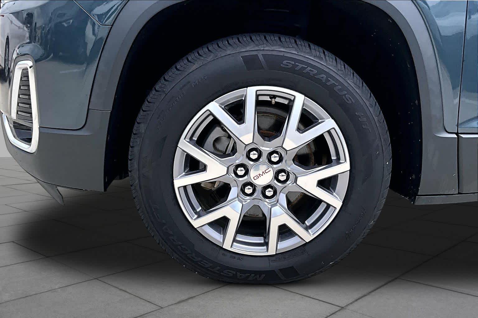 2020 GMC Acadia SLT Dark Sky Metallic at Texan GMC Buick