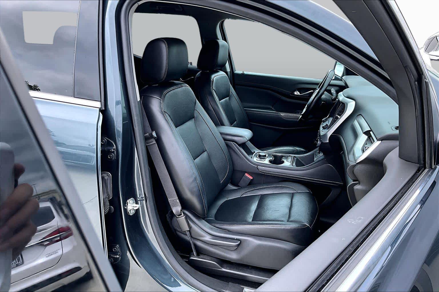 2020 GMC Acadia SLT Dark Sky Metallic at Texan GMC Buick