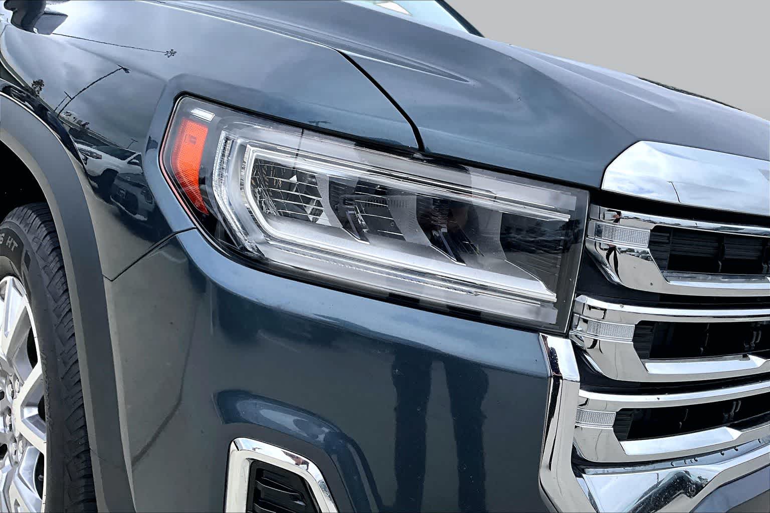2020 GMC Acadia SLT Dark Sky Metallic at Texan GMC Buick