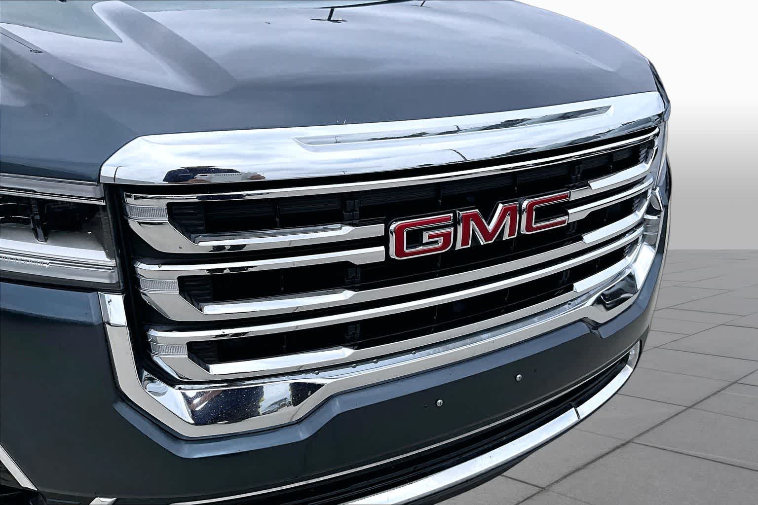 2020 GMC Acadia SLT Dark Sky Metallic at Texan GMC Buick