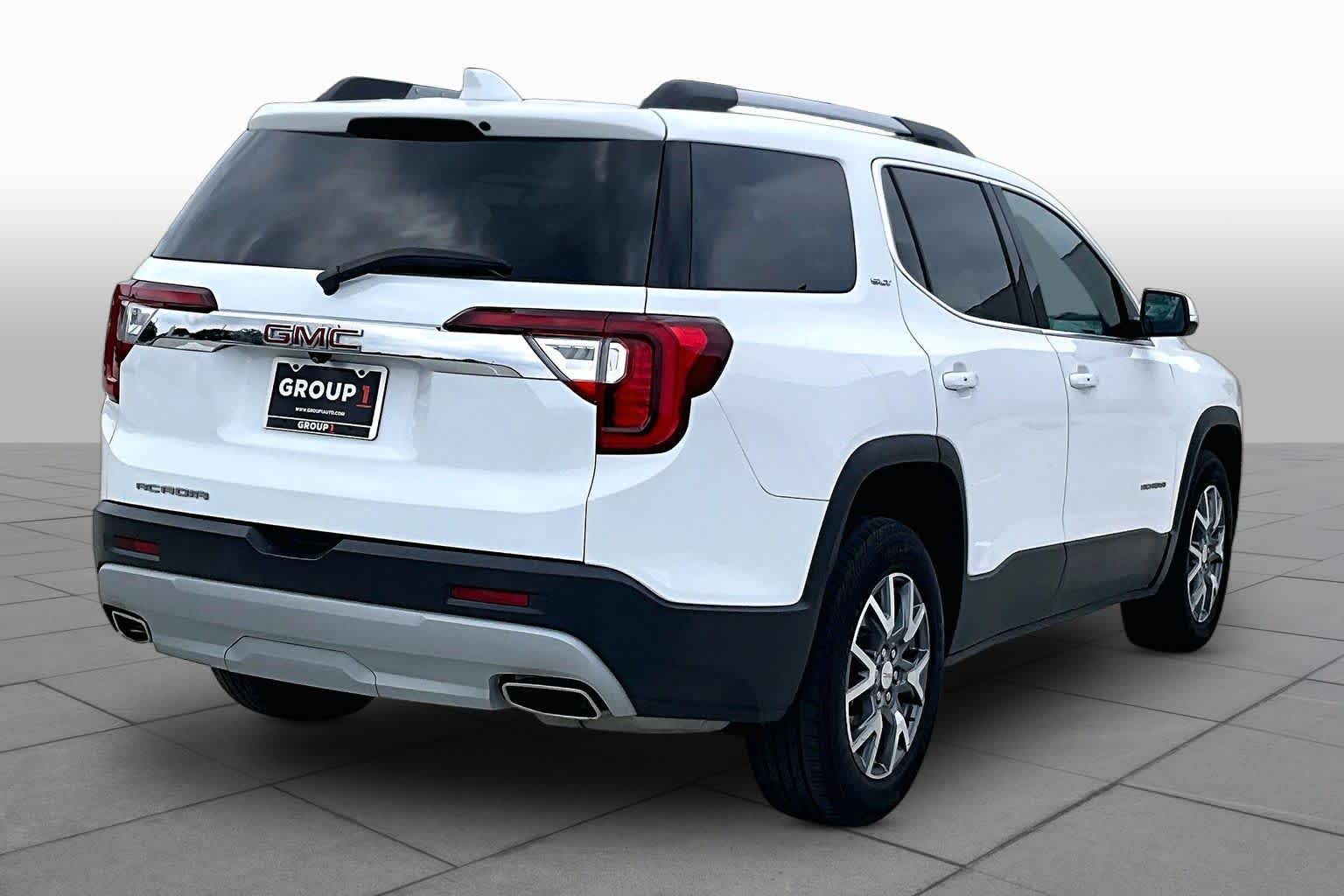 2023 GMC Acadia SLT Summit White at Lone Star Chevrolet