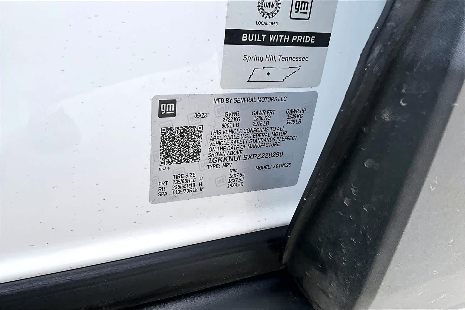 2023 GMC Acadia SLT Summit White at Lone Star Chevrolet
