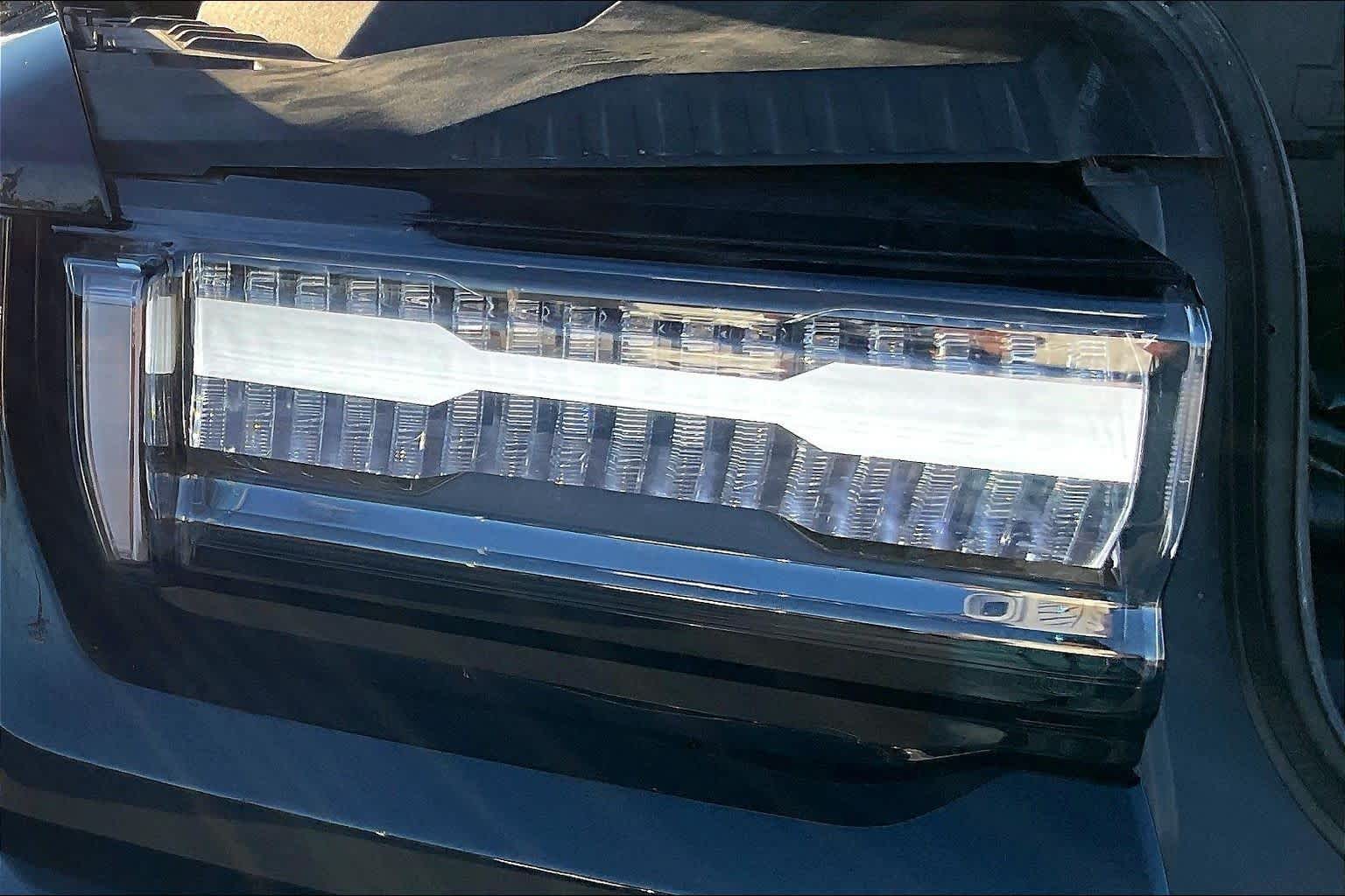2025 GMC HUMMER EV SUV photo 27 of 35
