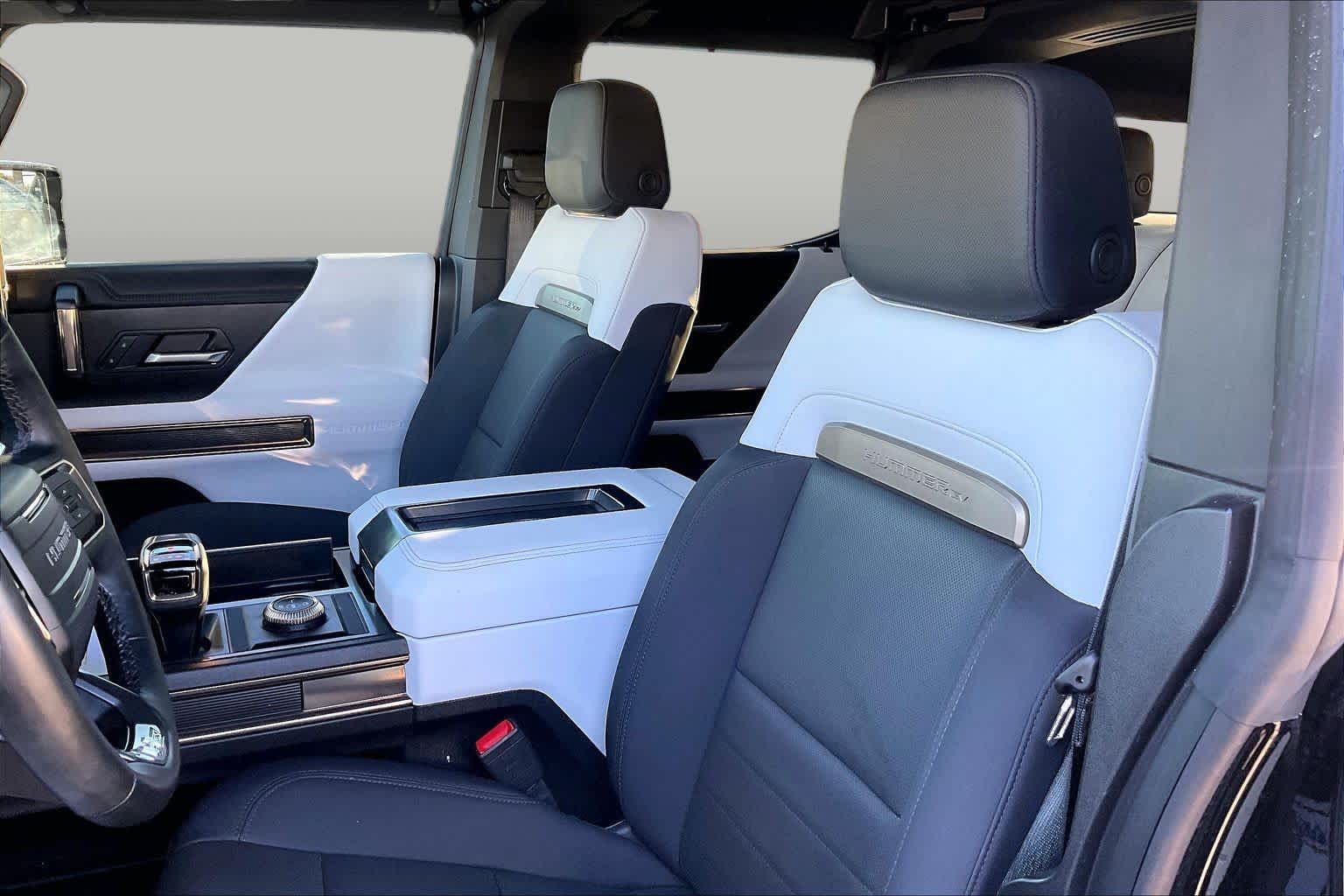 2025 GMC HUMMER EV SUV photo 7 of 35